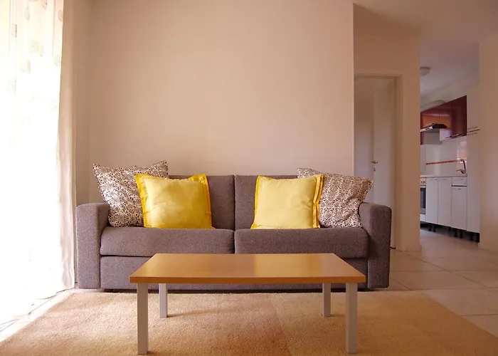 Lucija アパート ポルトローシュ