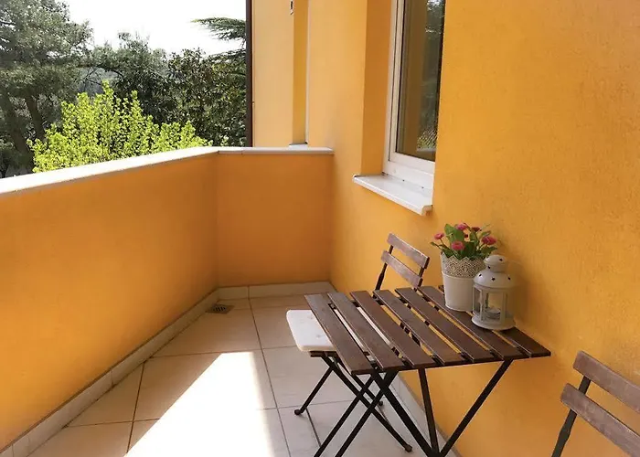 アパート Lucija ポルトローシュ